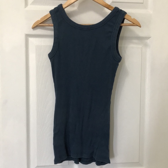 The Perfect Tank top - Picture 3 of 4